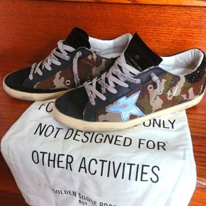 Golden Goose Sneakers